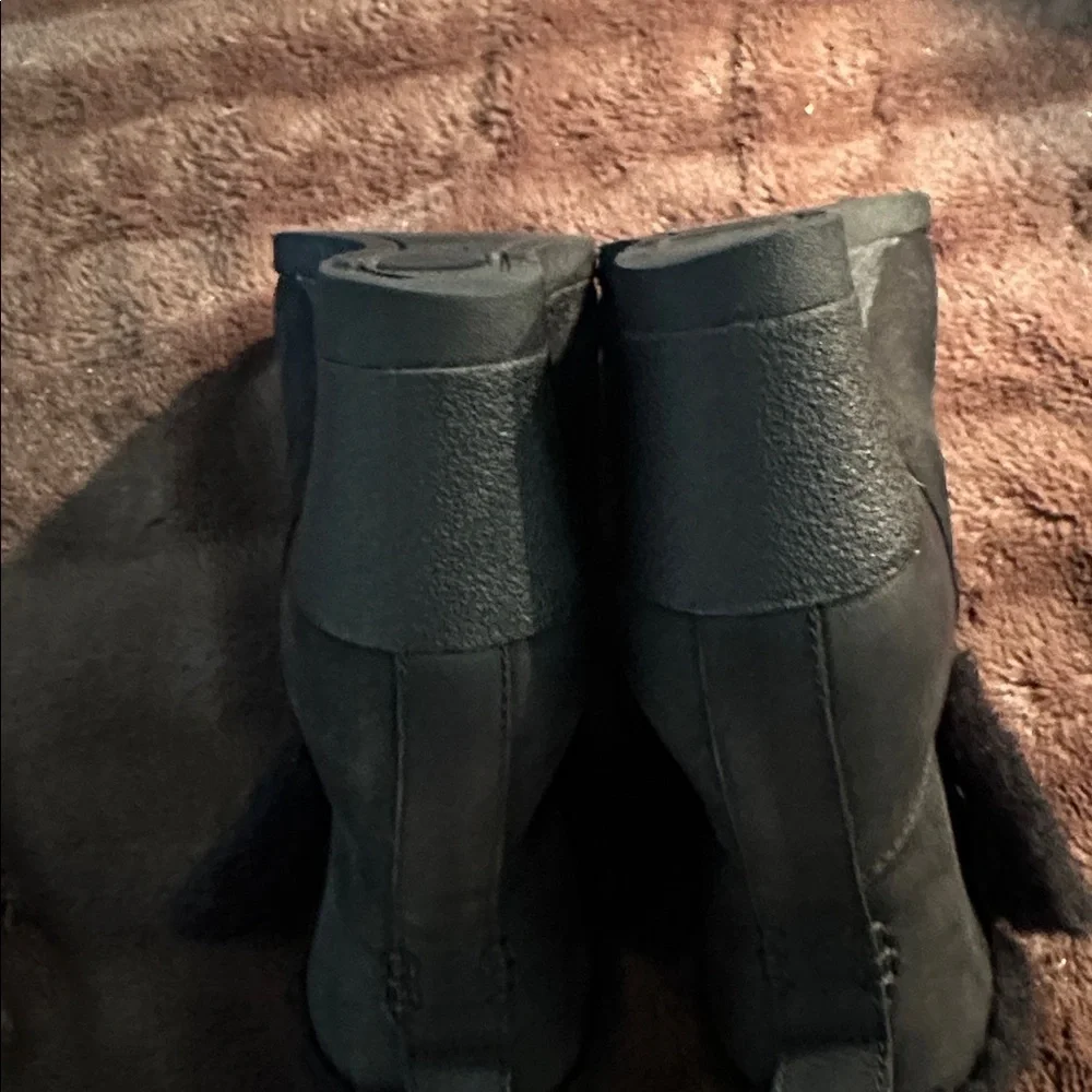 UGG Women's Waterproof Wedge Black Fur-Lined Boots Sz 6.5